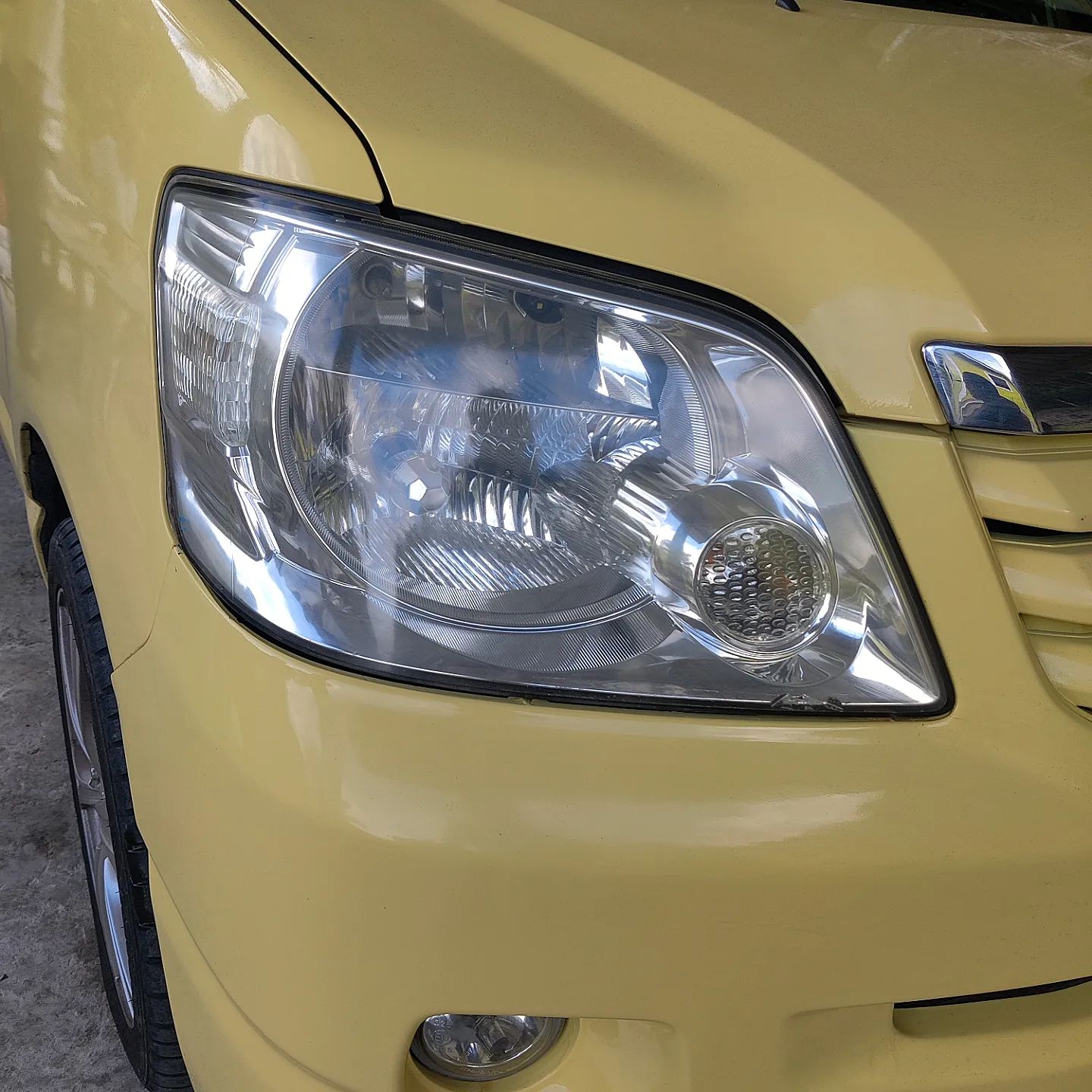 Headlight Cleaning